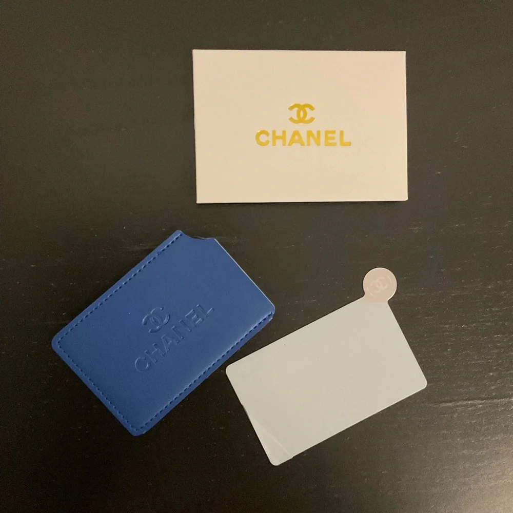 NIB Chanel Blue  Metallic Mirror & Card Holder - Picture 2 of 2